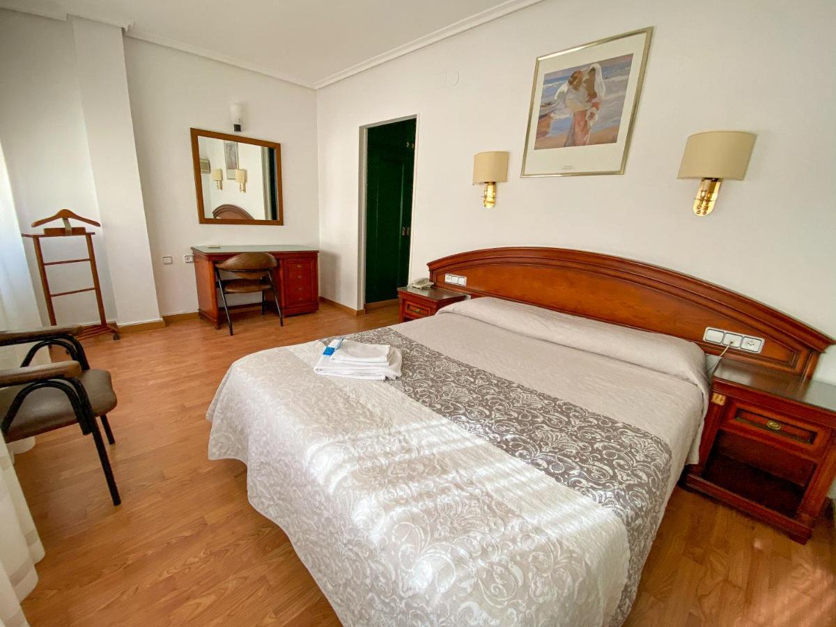 Hotel Cardinal Albacete Eksteriør bilde